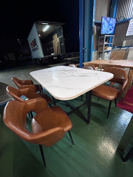 Mesa de Jantar Estilo Mármore - 6 Lugares - Imagem 3