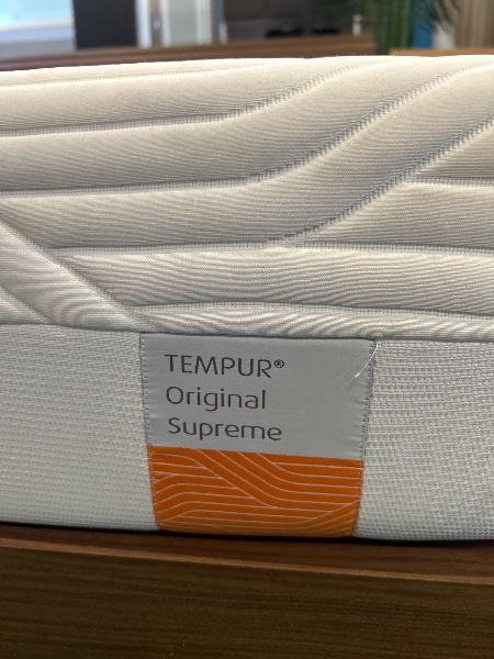 Cama de casal Queen Nitori - Colchão Tempur Original Supreme - Imagem 4