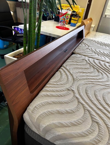Cama King Granz com colchão Premium  Sealy Hybrid - Imagem 2