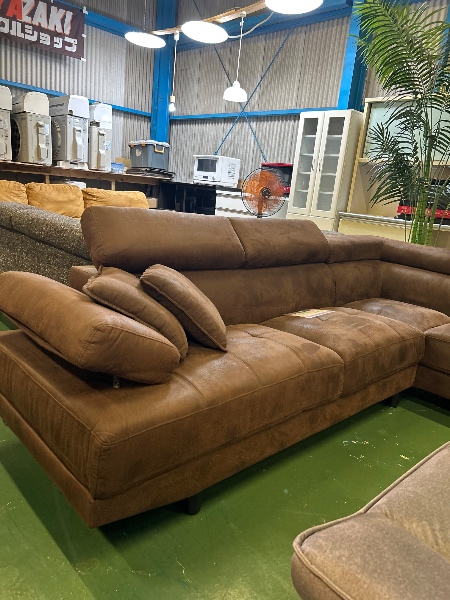 L-Shaped Sofa With Adjustable Headrests - Imagem 2