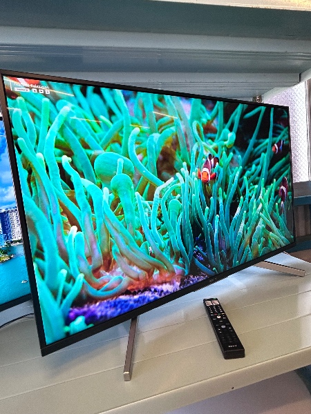 Sony BRAVIA 43” 4K Smart TV KJ-43X8500F (2018)